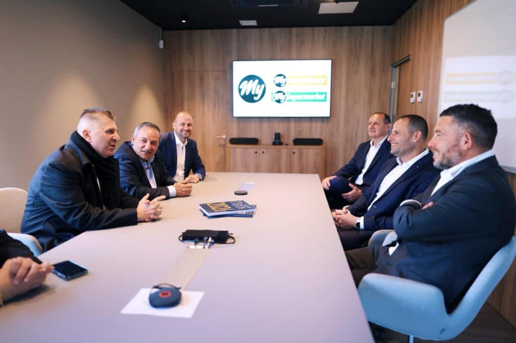 Prime Minister visits MyConvenience and MySupermarket Head Office